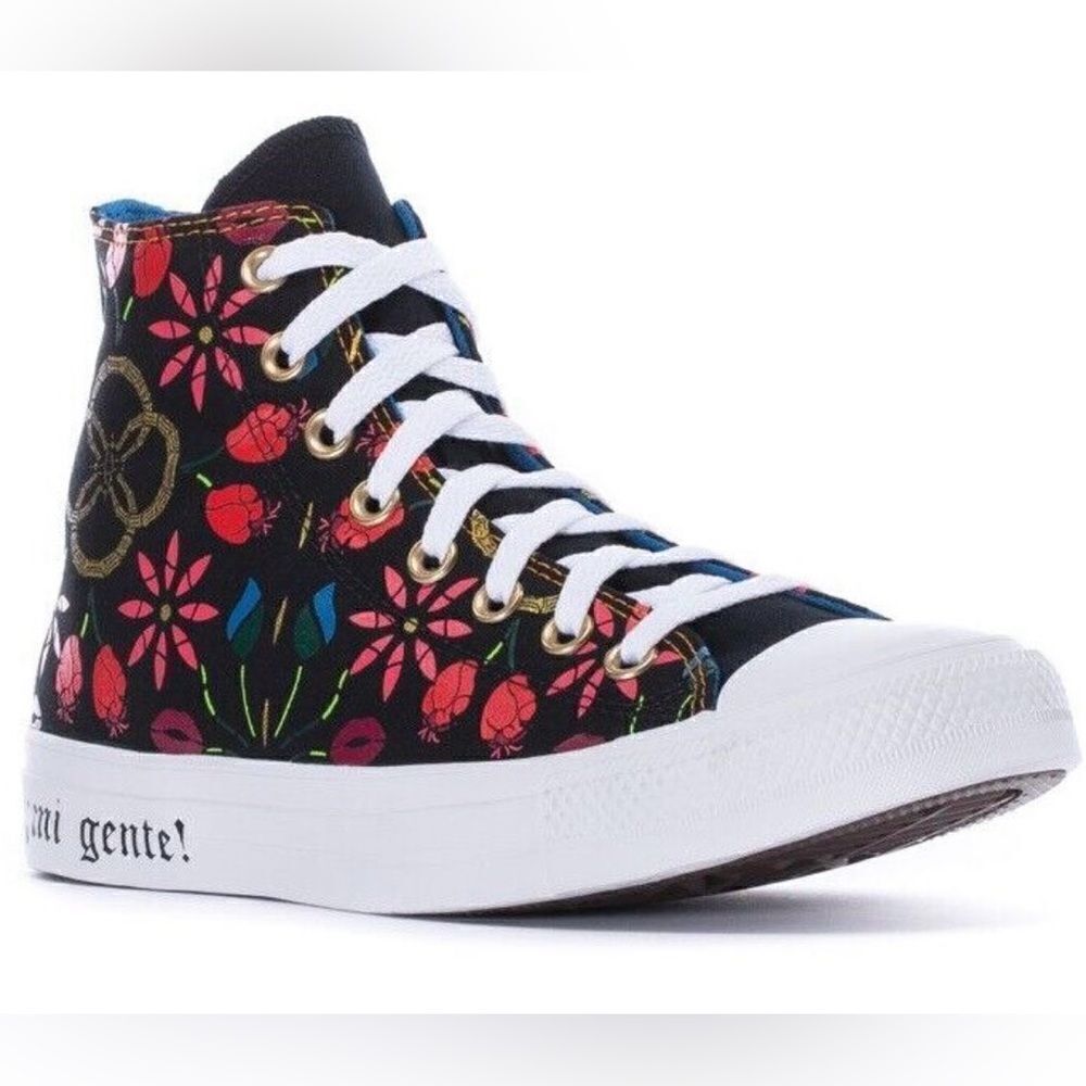 Converse Shoes Women’s Size 7.5 All Star